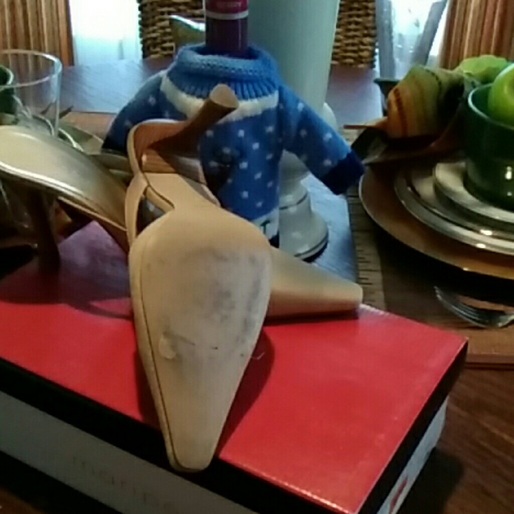 Shoes - Picture 3 of 3